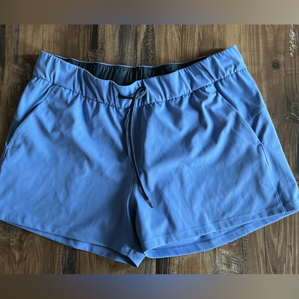 Zyia sky blue golf shorts in size XXL